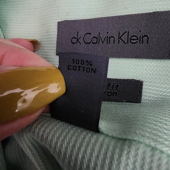 Calvin Klein Slim Fit Non-Iron Green Dress Shirt | Men's 34-35 - Picture 11 of 12